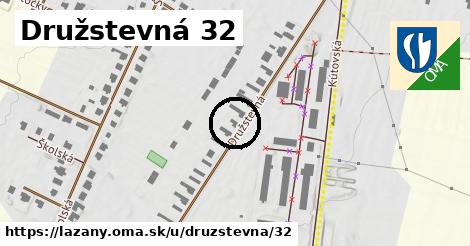 Družstevná 32, Lazany