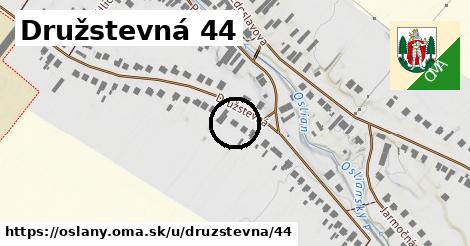 Družstevná 44, Oslany