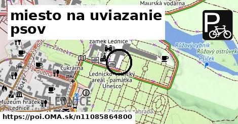 miesto na uviazanie psov