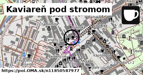 Kaviareň pod stromom