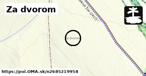 Za dvorom