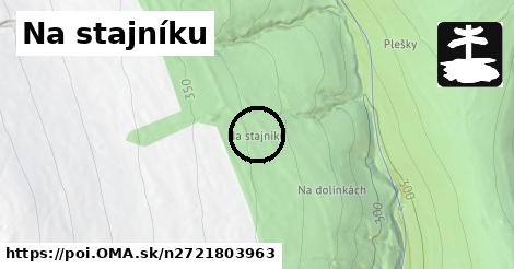 Na stajníku