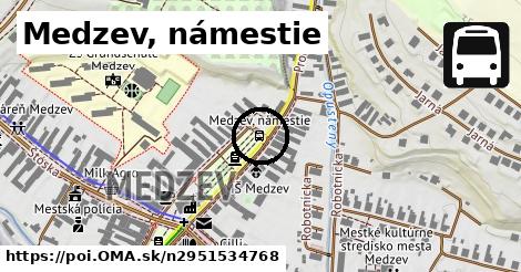 Medzev, námestie