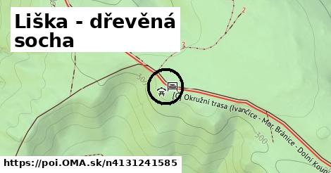 Liška - dřevěná socha