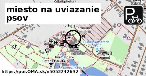 miesto na uviazanie psov