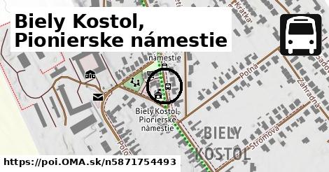 Biely Kostol, Pionierske námestie