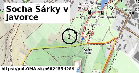 Socha Šárky v Javorce