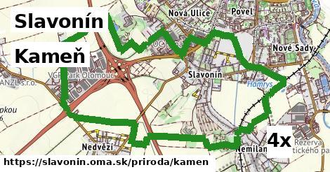 kameň v Slavonín